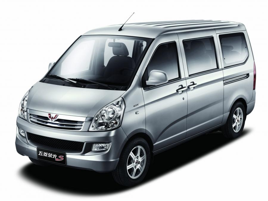  WuLing Rongguang S (LZW6410BF/PF) 2013 года  (фото 3 из 8)